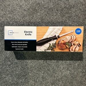 Mainstays Electric Knife with Black and White Design